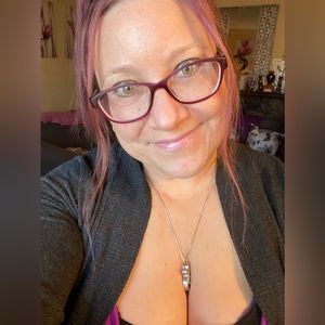 Meet your Posher, Mel